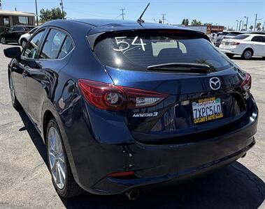 2017 Mazda Mazda3 Touring 2.5   - Photo 8 - Bakersfield, CA 93301