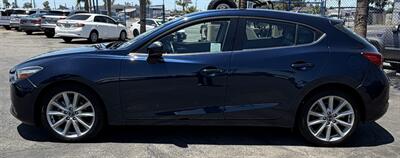 2017 Mazda Mazda3 Touring 2.5   - Photo 4 - Bakersfield, CA 93301