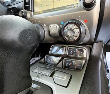 2013 Chevrolet Camaro LT   - Photo 21 - Bakersfield, CA 93305