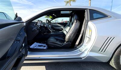 2013 Chevrolet Camaro LT   - Photo 6 - Bakersfield, CA 93305