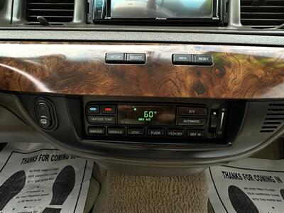 2006 Mercury Grand Marquis LS Premium   - Photo 22 - Bakersfield, CA 93305