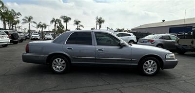 2006 Mercury Grand Marquis LS Premium   - Photo 13 - Bakersfield, CA 93305