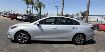 2020 Kia Forte FE - Photo 4 - Bakersfield, CA 93305