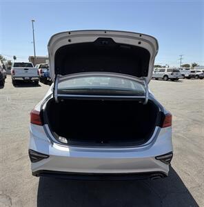 2020 Kia Forte FE - Photo 12 - Bakersfield, CA 93305