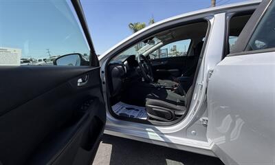 2020 Kia Forte FE - Photo 6 - Bakersfield, CA 93305