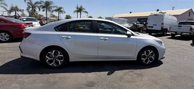 2020 Kia Forte FE - Photo 15 - Bakersfield, CA 93305
