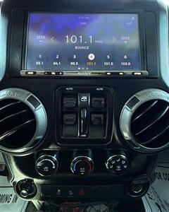 2013 Jeep Wrangler Unlimited Sport - Photo 25 - Bakersfield, CA 93305