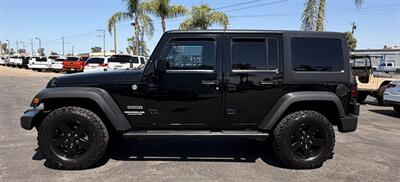 2013 Jeep Wrangler Unlimited Sport - Photo 4 - Bakersfield, CA 93305