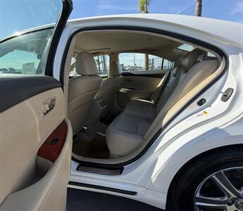 2008 Lexus ES 350 - Photo 8 - Bakersfield, CA 93305