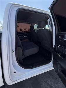 2016 Chevrolet Silverado 1500 LT - Photo 17 - Bakersfield, CA 93305