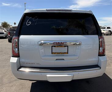 2018 GMC Yukon XL Denali - Photo 13 - Bakersfield, CA 93301