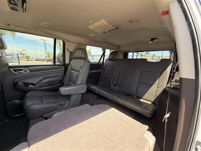 2018 GMC Yukon XL Denali - Photo 11 - Bakersfield, CA 93301