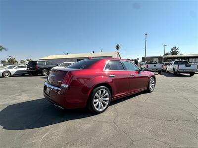 2018 Chrysler 300 Series Limited   - Photo 13 - Bakersfield, CA 93305