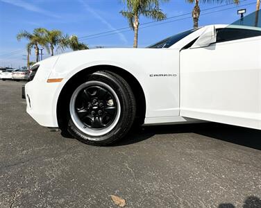 2013 Chevrolet Camaro LS   - Photo 20 - Bakersfield, CA 93301