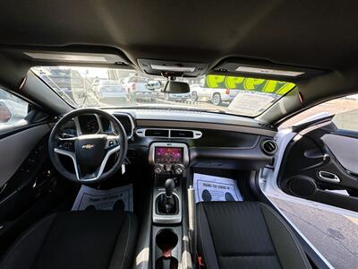 2013 Chevrolet Camaro LS   - Photo 15 - Bakersfield, CA 93301