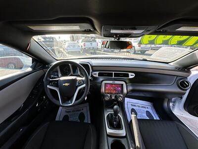 2013 Chevrolet Camaro LS   - Photo 16 - Bakersfield, CA 93301