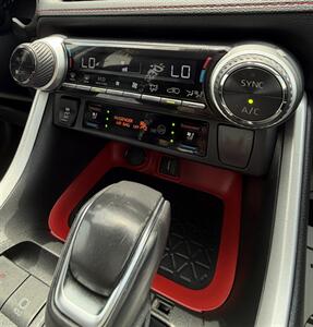 2022 Toyota RAV4 TRD Off-Road - Photo 27 - Bakersfield, CA 93301