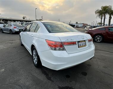 2011 Honda Accord SE   - Photo 8 - Bakersfield, CA 93305