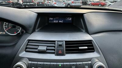 2011 Honda Accord SE   - Photo 21 - Bakersfield, CA 93305