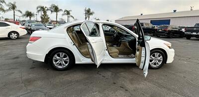 2011 Honda Accord SE   - Photo 14 - Bakersfield, CA 93305