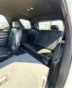 2023 Chevrolet Traverse RS - Photo 8 - Bakersfield, CA 93301
