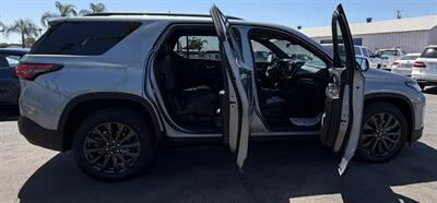 2023 Chevrolet Traverse RS - Photo 19 - Bakersfield, CA 93301