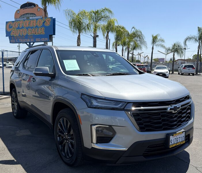 2023 Chevrolet Traverse RS  