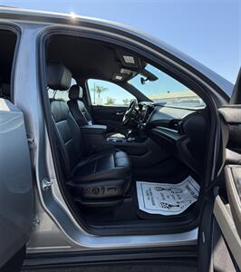 2023 Chevrolet Traverse RS - Photo 20 - Bakersfield, CA 93301
