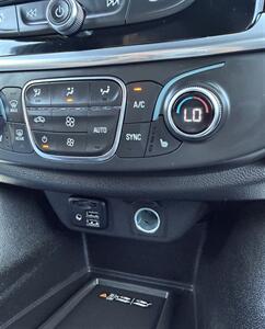 2023 Chevrolet Traverse RS - Photo 37 - Bakersfield, CA 93301