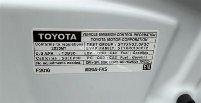 2025 Toyota Corolla LE   - Photo 27 - Bakersfield, CA 93301
