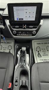 2025 Toyota Corolla LE   - Photo 19 - Bakersfield, CA 93301