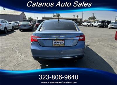 2011 Chrysler 200 Touring   - Photo 9 - Bakersfield, CA 93301