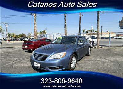 2011 Chrysler 200 Touring   - Photo 3 - Bakersfield, CA 93301