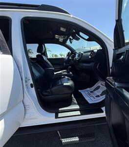 2018 Toyota Tacoma SR V6 - Photo 14 - Bakersfield, CA 93301
