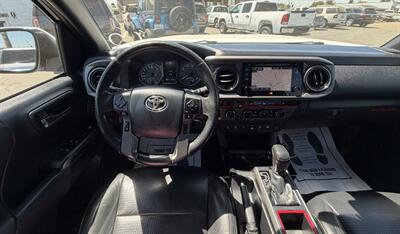 2018 Toyota Tacoma SR V6 - Photo 18 - Bakersfield, CA 93301