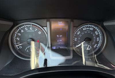 2018 Toyota Tacoma SR V6 - Photo 30 - Bakersfield, CA 93301
