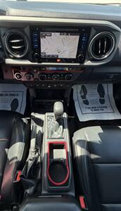 2018 Toyota Tacoma SR V6 - Photo 20 - Bakersfield, CA 93301
