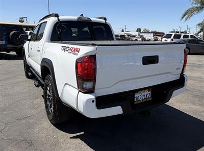 2018 Toyota Tacoma SR V6 - Photo 8 - Bakersfield, CA 93301