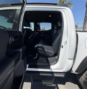 2018 Toyota Tacoma SR V6 - Photo 7 - Bakersfield, CA 93301