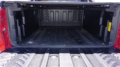 2007 Chevrolet Avalanche LS 1500   - Photo 11 - Bakersfield, CA 93305