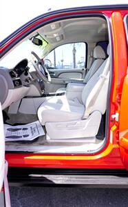 2007 Chevrolet Avalanche LS 1500   - Photo 6 - Bakersfield, CA 93305