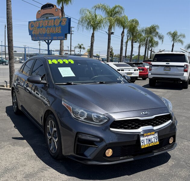 2021 Kia Forte LXS AT's photo
