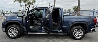 2020 GMC Sierra 1500 SLT   - Photo 5 - Bakersfield, CA 93305
