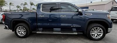 2020 GMC Sierra 1500 SLT   - Photo 16 - Bakersfield, CA 93305