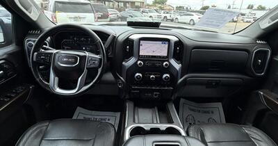 2020 GMC Sierra 1500 SLT   - Photo 21 - Bakersfield, CA 93305