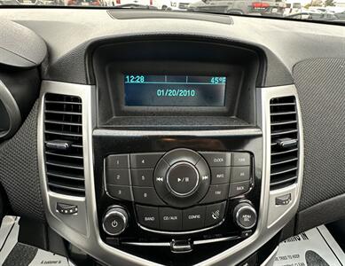 2015 Chevrolet Cruze 1LT Auto   - Photo 20 - Bakersfield, CA 93305