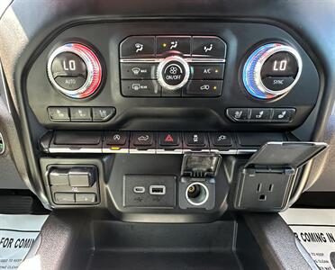 2019 GMC Sierra 1500 SLT   - Photo 23 - Bakersfield, CA 93301
