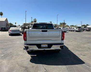 2019 GMC Sierra 1500 SLT   - Photo 9 - Bakersfield, CA 93301