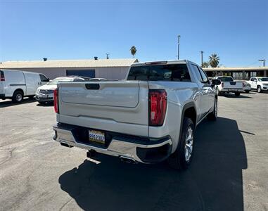 2019 GMC Sierra 1500 SLT   - Photo 11 - Bakersfield, CA 93301