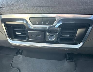 2019 GMC Sierra 1500 SLT   - Photo 16 - Bakersfield, CA 93301